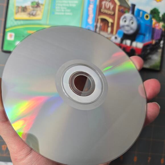 Thomas and the Toy Workshop Thomas and Friends DVD - Picture 5 of 5